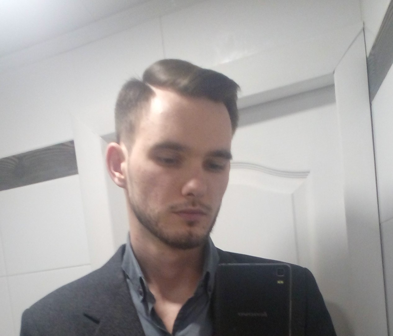 Владислав Мирошников